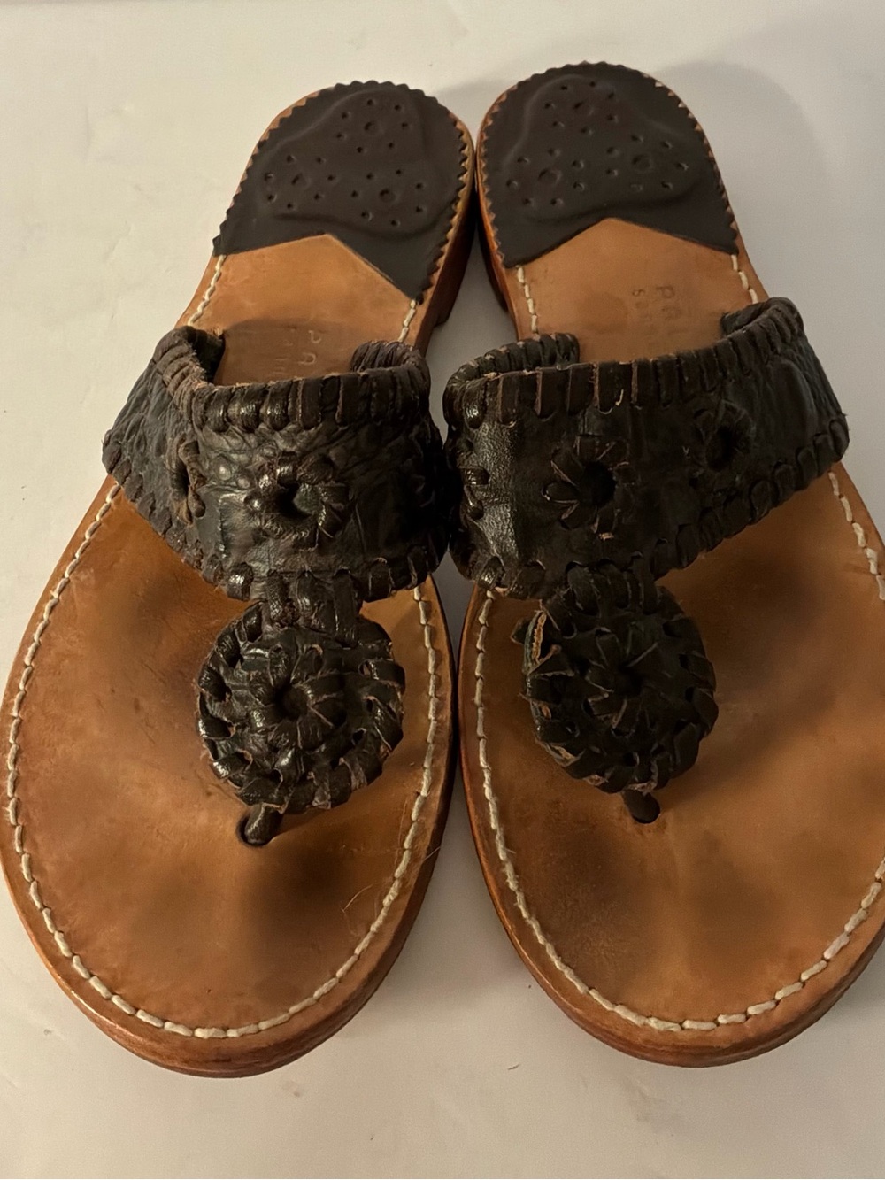 PALM BEACH..Leather sandals